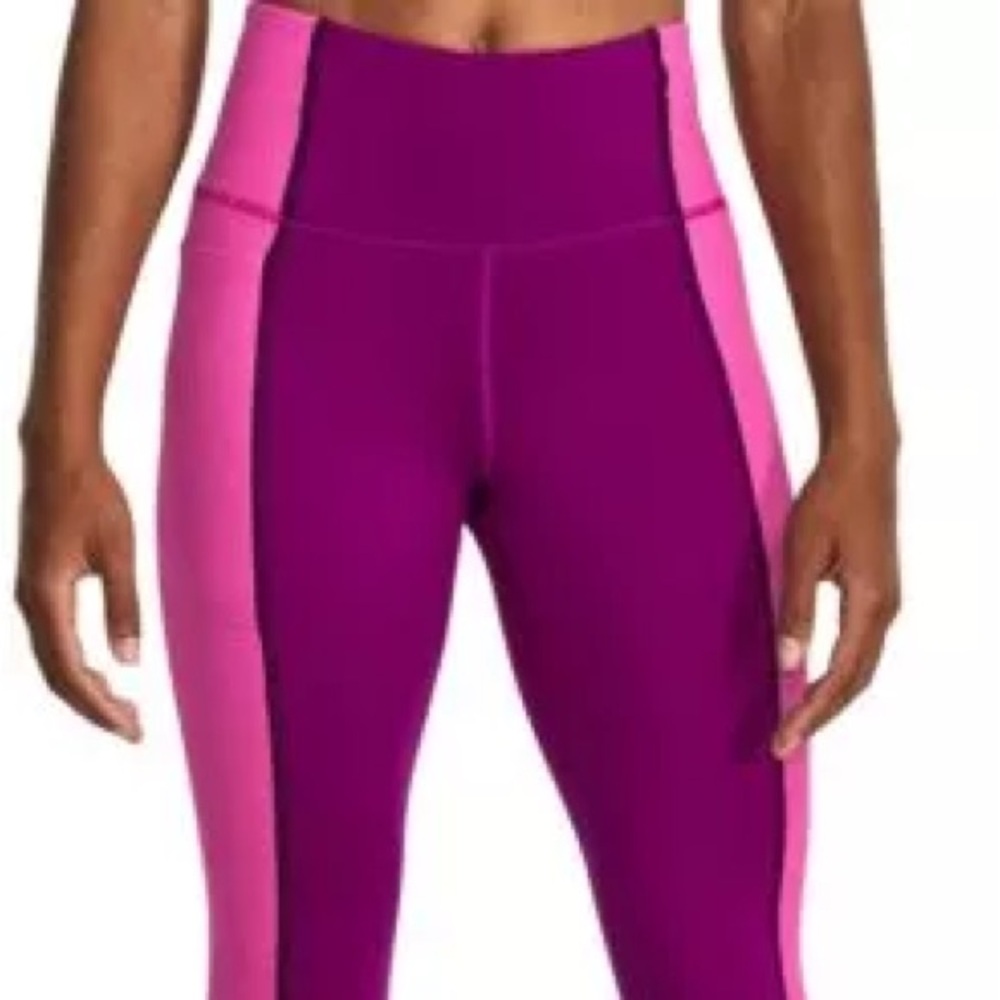 Under Armour Womens Meridian Cropped Leggings In Purple (Small)